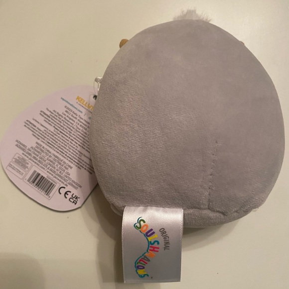 NWT 4” Nissa the Peppermint Yeti Squishmallows - Picture 3 of 5